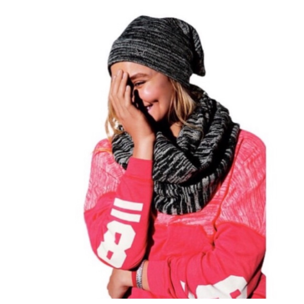 PINK Victoria’s Secret Knit Pink Infinity Scarf - Picture 2 of 7